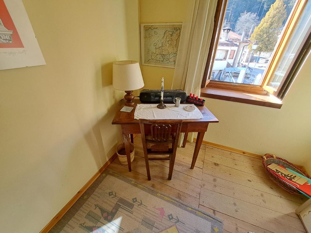 L' Antica Casa Di Maria Lilia Lägenhet Pieve di Cadore Exteriör bild